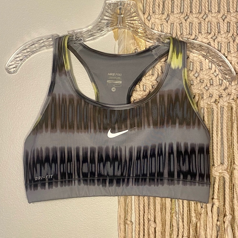 Nike Pro Sports Bra